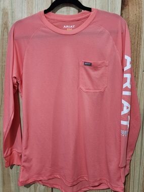 Ariat/Rebar Coral Long-Sleeve Pocket Tee with Sleeve Logo. LIKE BRAND NEW